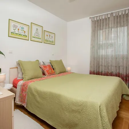 Toya Apartament